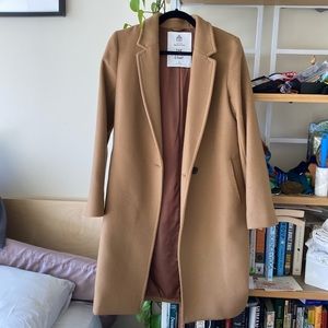 Aritzia Babaton The Stedman Coat